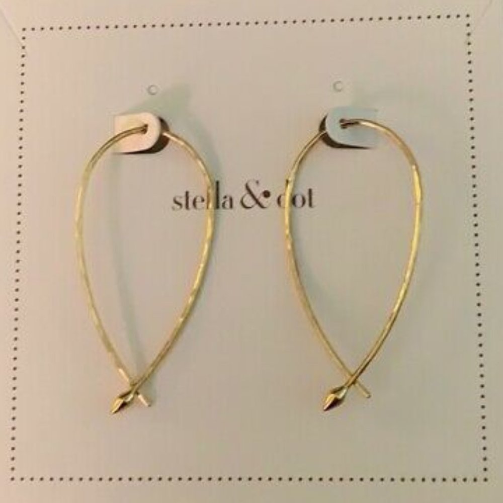 Stella & Dot | [GOLD] Hammered Wire Small Hoops Retired - Picture 8 of 9